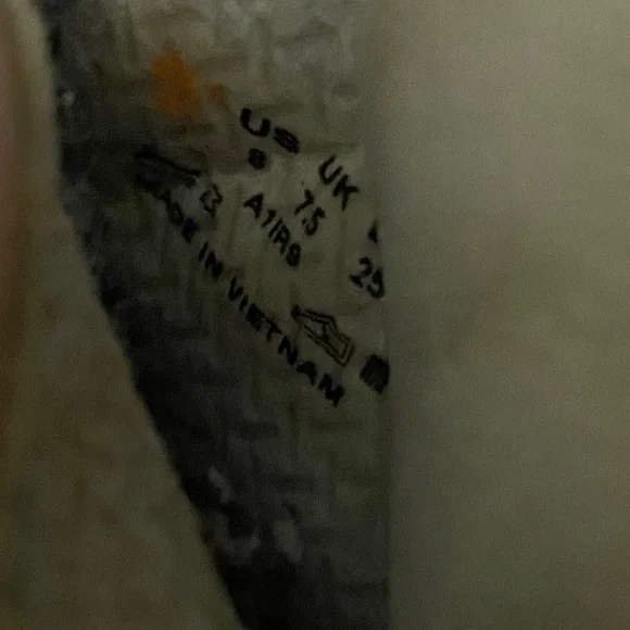 Girls Timberland Boots - Picture 6 of 6